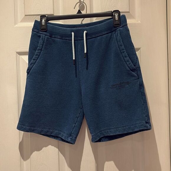 Vineyard Vines sweat shorts SZ Small - Picture 1 of 9